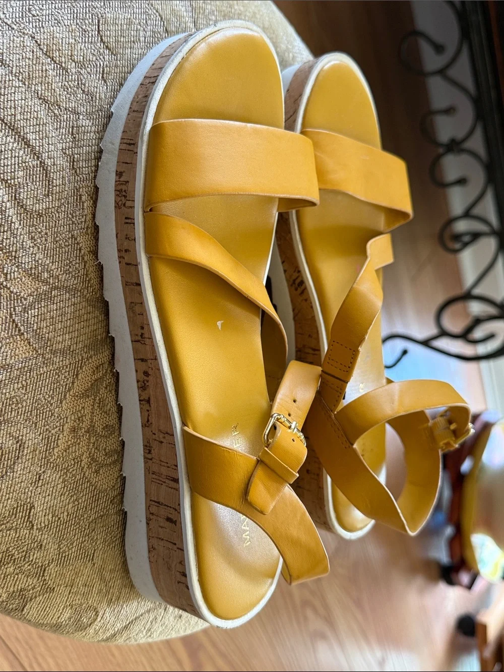 Marc Fisher Mustard Yellow Leather Platform Sandals‎ 7.5